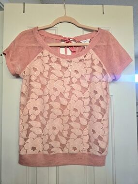 Candie's Pink Floral Lace Short Sleeve Knit Top